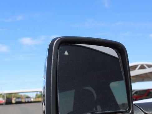 Used 2025 RAM 2500 Laramie AWD/4WD image 16