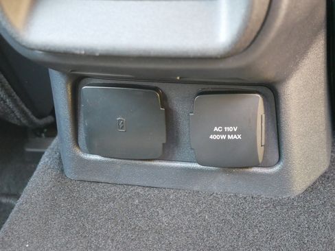 New 2025 Ford Bronco Outer Banks w/ Sasquatch Package image 31