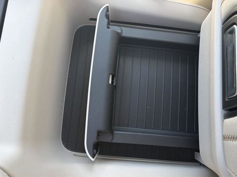 Used 2023 GMC Yukon Denali image 22