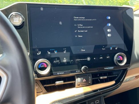 Certified 2025 Lexus NX 350 AWD w/ Accessory Package (Z2) image 17