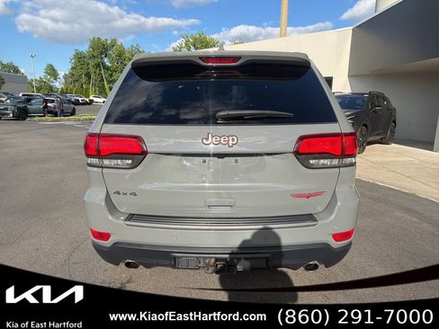 Used 2021 Jeep Grand Cherokee Trailhawk w/ Trailhawk Luxury Group AWD/4WD image 9