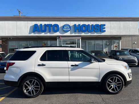 Used 2016 Ford Explorer Sport w/ Equipment Group 401A AWD/4WD image 9