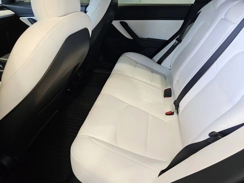 Used 2020 Tesla Model 3 RWD image 12