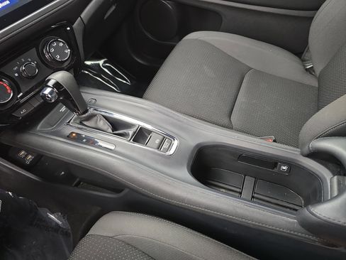 Used 2021 Honda HR-V Sport image 24