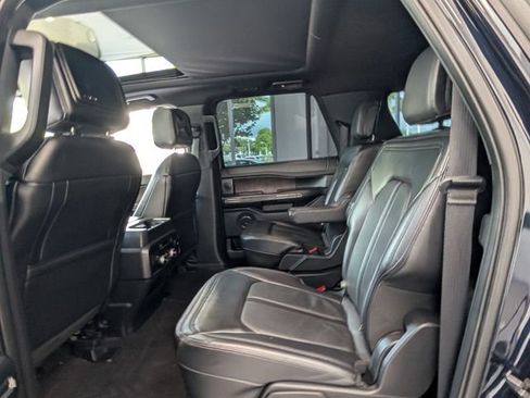 Used 2021 Ford Expedition Max Limited RWD image 7