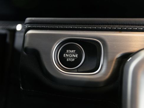 Used 2023 Mercedes-Benz G 550 image 16