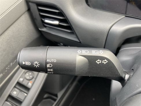 New 2026 Nissan Sentra SV w/ SV Convenience Package image 24