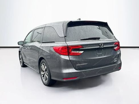 Certified 2024 Honda Odyssey Touring image 6