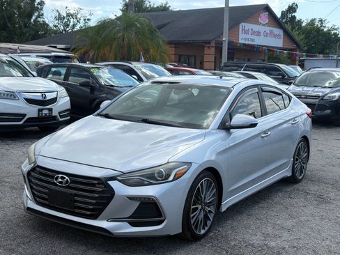 Used 2018 Hyundai Elantra Sport FWD image 3