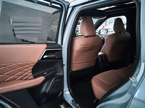 New 2026 Mitsubishi Outlander SEL FWD image 14