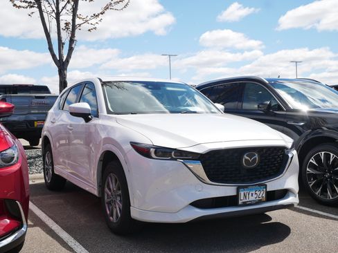 Used 2024 MAZDA CX-5 AWD 2.5 S w/ Preferred Package image 1
