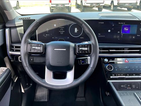 Used 2024 Hyundai Santa Fe Limited image 6