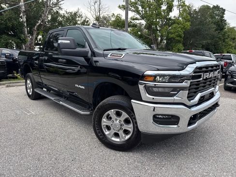 Used 2026 RAM 2500 Big Horn AWD/4WD image 7