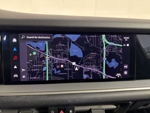 Used 2024 Porsche Cayenne image 29