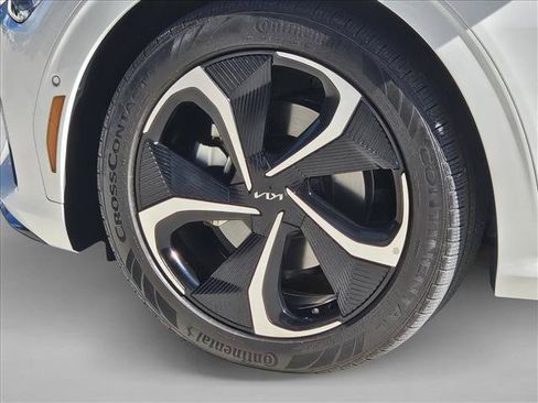 Used 2024 Kia EV6 GT-Line AWD/4WD image 9