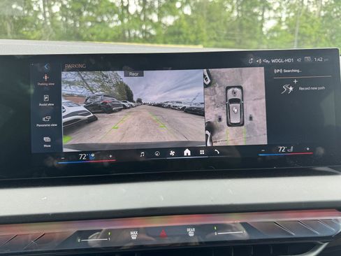 Used 2025 BMW X3 xDrive30i w/ Premium Package image 12