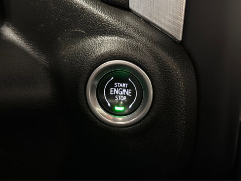 Used 2022 GMC Sierra 1500 SLE w/ X31 Off-Road Package image 33