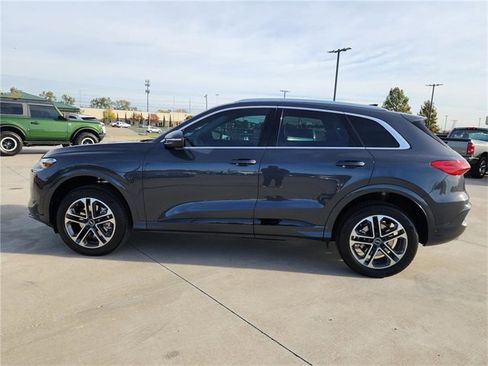 New 2025 Audi Q5 Premium image 4