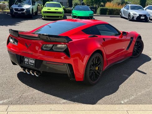 Used 2017 Chevrolet Corvette Z06 w/ Z07 Performance Package RWD image 19