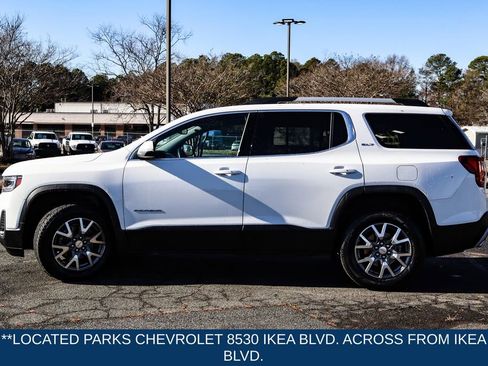 Used 2023 GMC Acadia SLT image 4