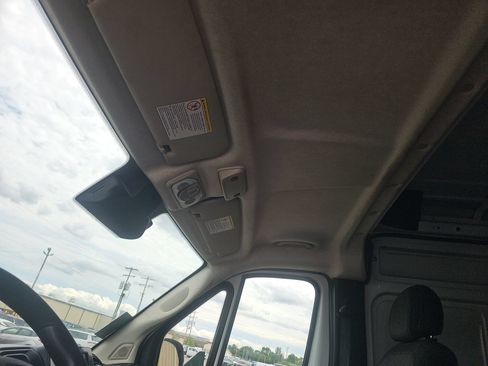 Used 2023 RAM ProMaster 2500 FWD image 14