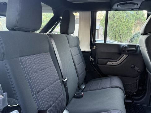 Used 2012 Jeep Wrangler Unlimited Sport w/ Connectivity Group image 21