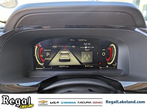 Used 2022 Nissan Pathfinder Platinum w/ Lighting Package (N92) image 31