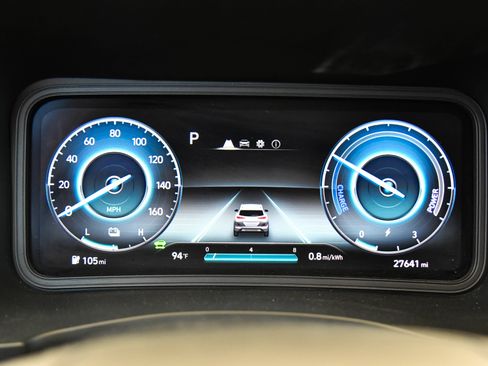 Used 2023 Hyundai Kona SE w/ Cargo Package FWD image 29