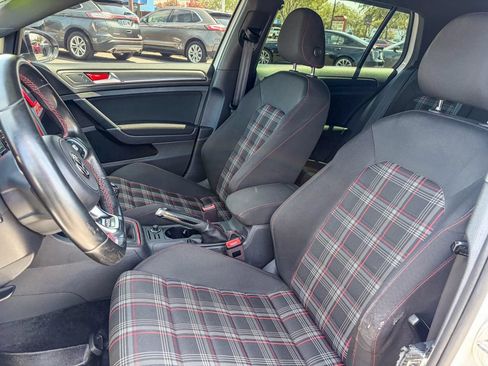 Used 2018 Volkswagen GTI S FWD image 41