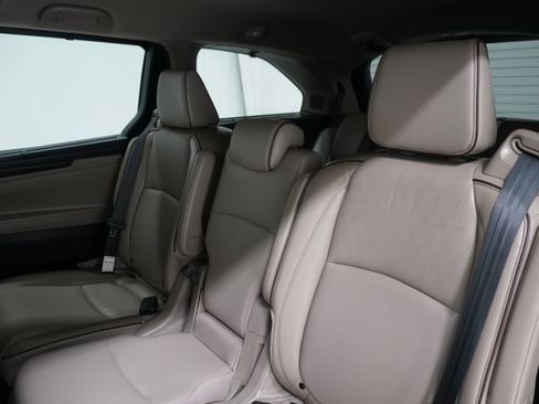 Used 2023 Honda Odyssey Elite image 11