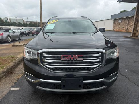 Used 2018 GMC Acadia SLT FWD image 2