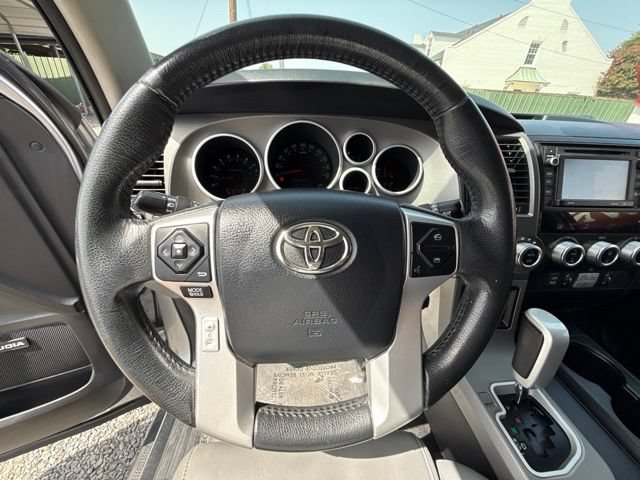 Used 2017 Toyota Sequoia Limited RWD image 8