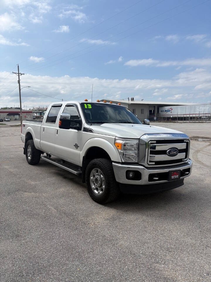 Used 2013 Ford F350 4x4 Crew Cab Super Duty image 2