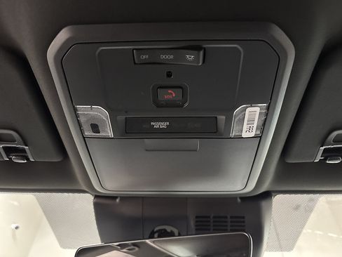 New 2026 Toyota Tacoma TRD Off-Road AWD/4WD image 15