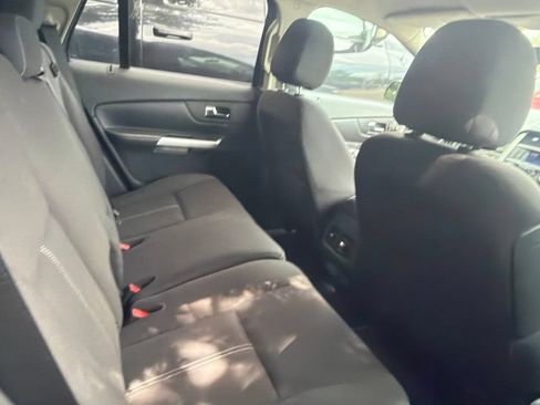 Used 2014 Ford Edge SE w/ Equipment Group 101A FWD image 6