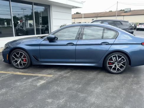 Used 2023 BMW 530i xDrive w/ M Sport Package AWD/4WD image 2