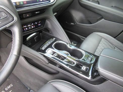 Used 2021 Buick Envision Avenir w/ Technology Package II AWD/4WD image 15
