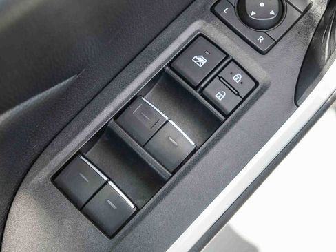 Certified 2025 Toyota RAV4 XLE AWD/4WD image 24