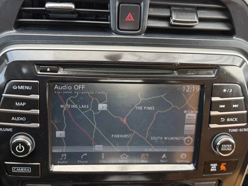 Used 2016 Nissan Maxima SR image 17