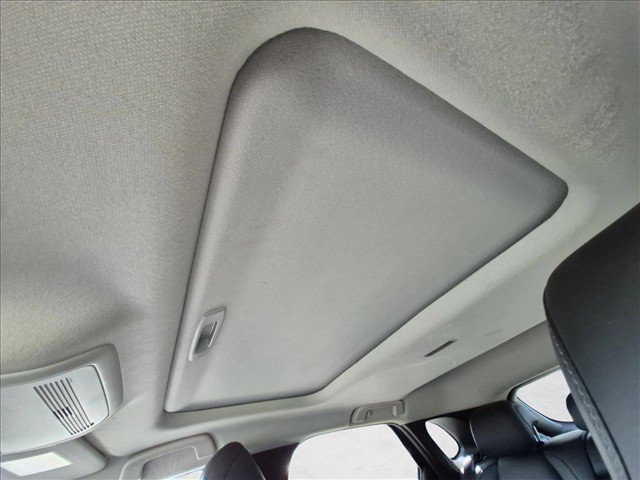 Used 2025 MAZDA CX-30 AWD 2.5 S w/ Preferred Package image 16