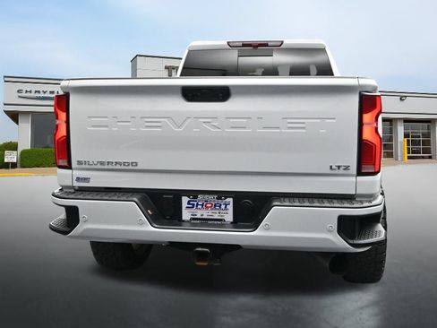 Used 2026 Chevrolet Silverado 2500 LTZ w/ Z71 Chrome Sport Edition AWD/4WD image 4