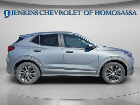 Used 2023 Buick Encore GX Select w/ Experience Buick Package image 8