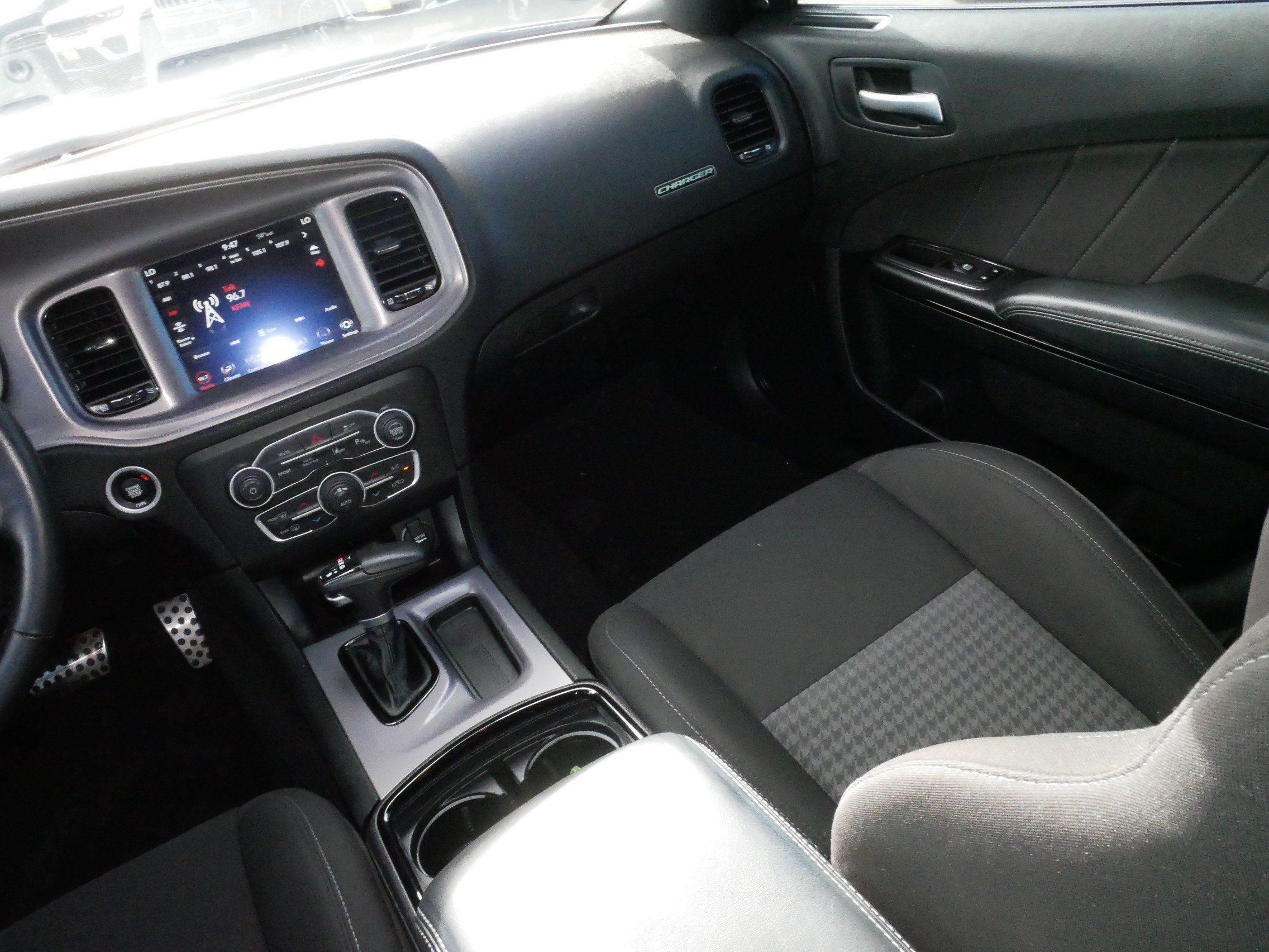 Used 2023 Dodge Charger GT w/ Blacktop Package AWD/4WD image 11