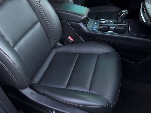 Used 2019 Cadillac XT4 Sport w/ Driver Awareness Package image 15