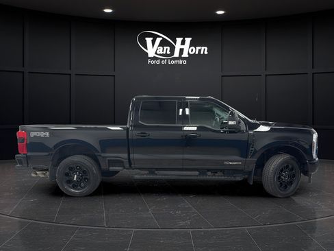 Used 2025 Ford F250 Lariat w/ Lariat Ultimate Package AWD/4WD image 8