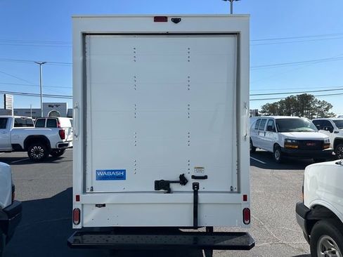 New 2024 GMC Savana 3500 w/ Power Convenience Package image 32