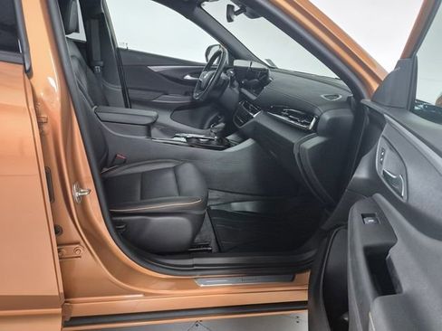 Certified 2025 Buick Envista Avenir image 29