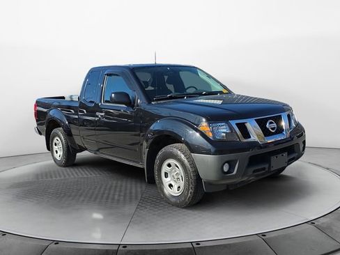 Used 2018 Nissan Frontier S image 7