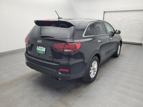Used 2020 Kia Sorento L FWD image 9