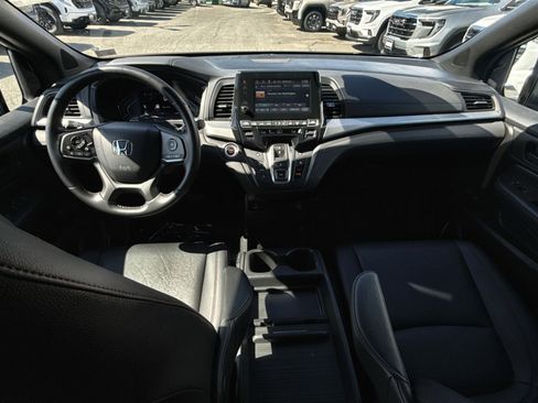 Used 2024 Honda Odyssey Sport image 22